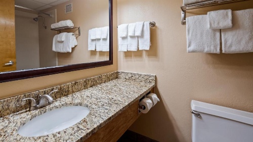 Osage Creek Lodge image 23